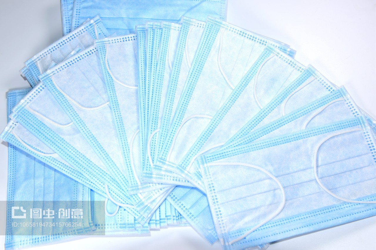 藍(lán)色一次性防病毒口罩 醫(yī)護(hù)人員的安全防線與互聯(lián)網(wǎng)信息服務(wù)新趨勢